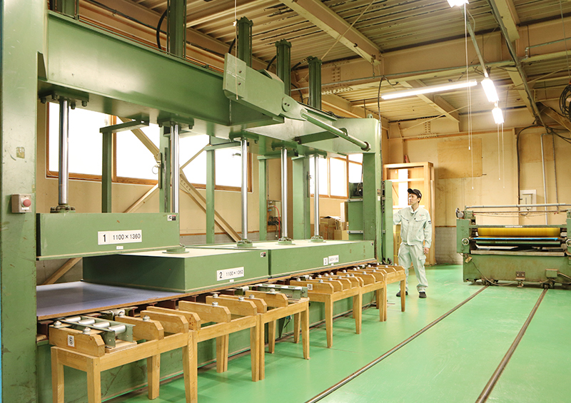 油圧コールドプレス（分割型）