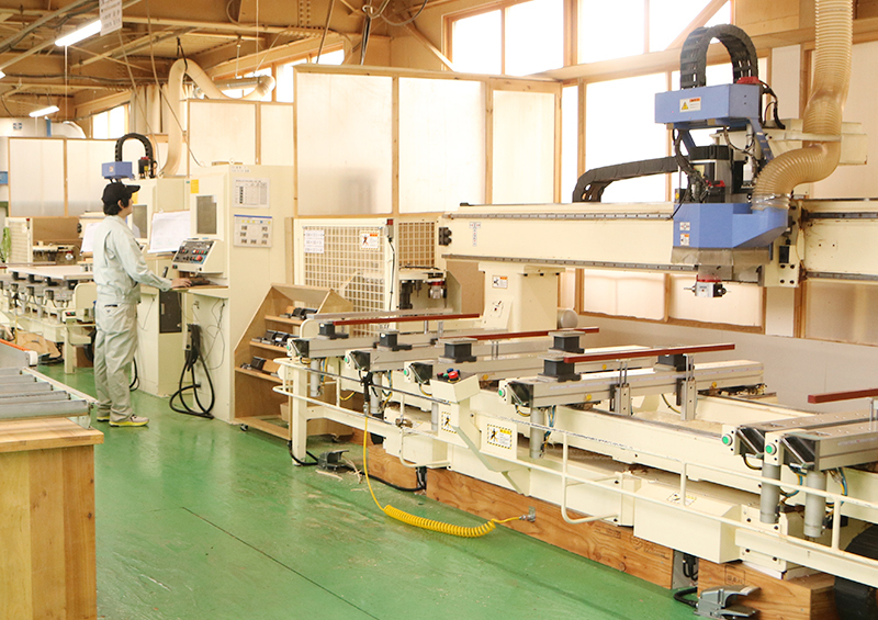 4軸NC加工機（コンソール型）